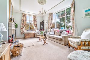 Photo 33- click for photo gallery